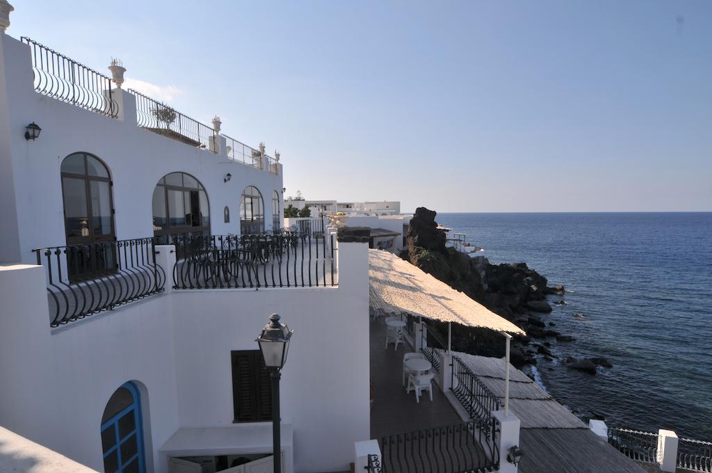 Hotel Villaggio Stromboli - Isola Di Stromboli Extérieur photo