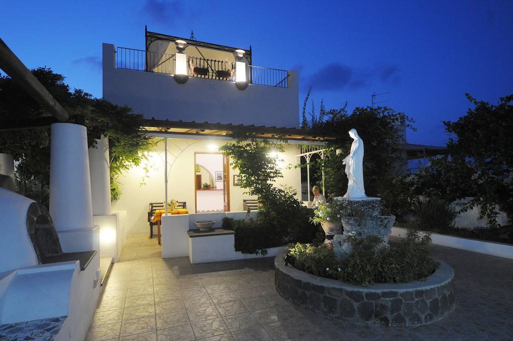 Hotel Villaggio Stromboli - Isola Di Stromboli Extérieur photo