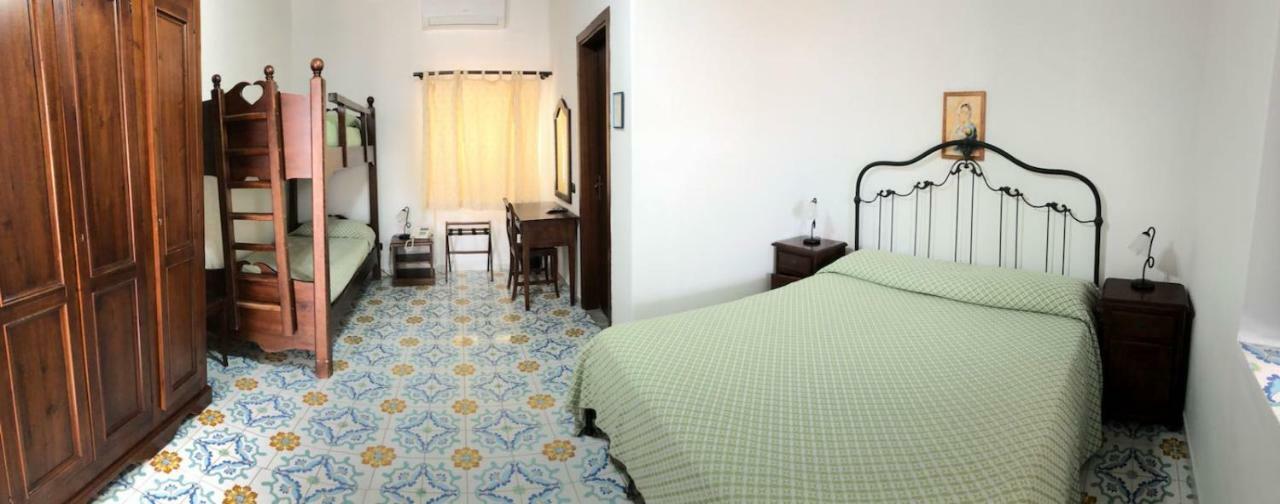 Hotel Villaggio Stromboli - Isola Di Stromboli Extérieur photo